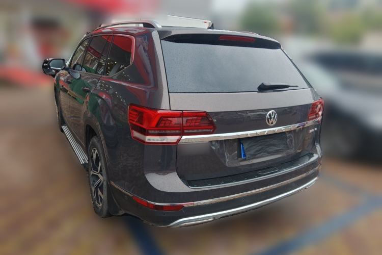 Used Volkswagen Teramont 2017 530 V6 Four-Wheel Drive Luxury Edition Rear Left 45 Deg