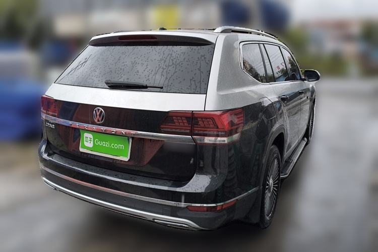 Used Volkswagen Teramont 2017 330TSI Two-Wheel-Drive Luxury Edition Rear Right 45 Deg