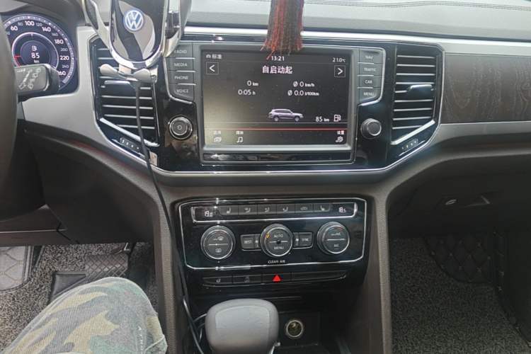 Used Volkswagen Teramont 2017 380TSI Four-Wheel Drive Flagship Edition Audio And AC Panel