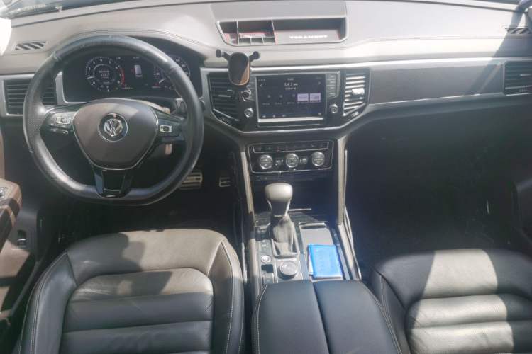 Used Volkswagen Teramont 2017 380TSI Four-Wheel Drive Flagship Edition Center Console