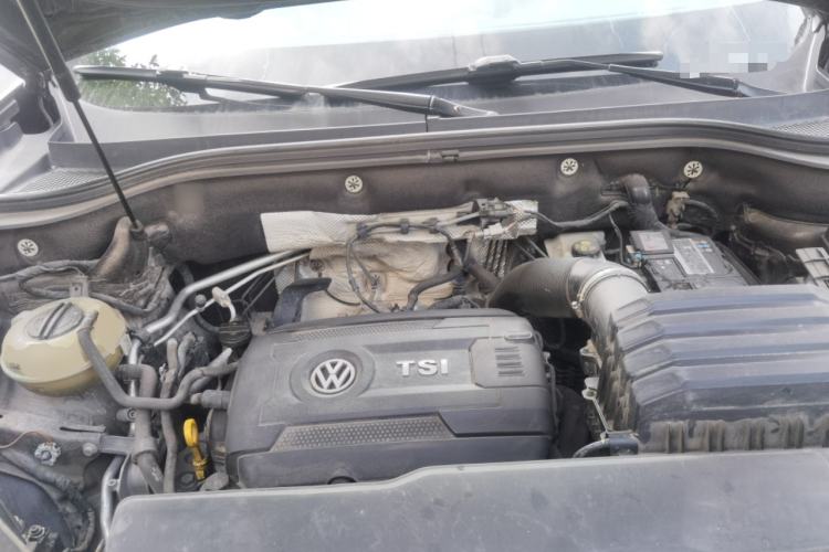 Used Volkswagen Teramont 2017 380TSI Four-Wheel Drive Luxury Edition Engine Bay