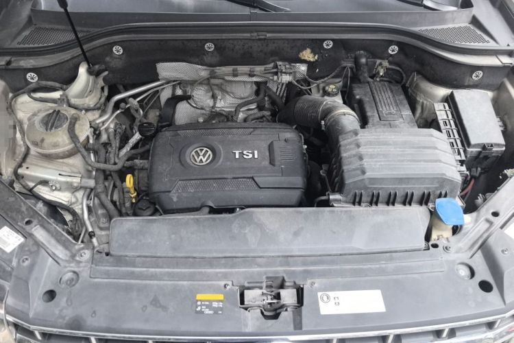 Used Volkswagen Teramont 2017 380TSI Four-Wheel Drive Flagship Edition Engine Bay
