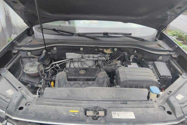 Used Volkswagen Teramont 2017 330TSI Two-Wheel-Drive Luxury Edition Engine Bay