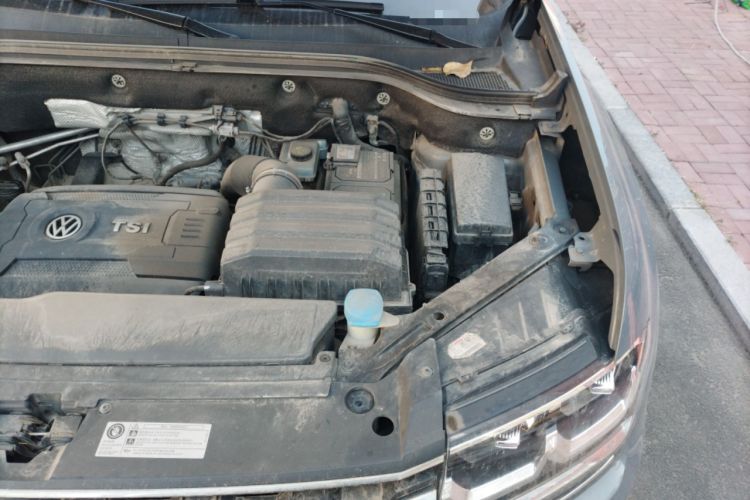 Used Volkswagen Teramont 2017 380TSI Four-Wheel Drive Luxury Edition Engine Bay Left
