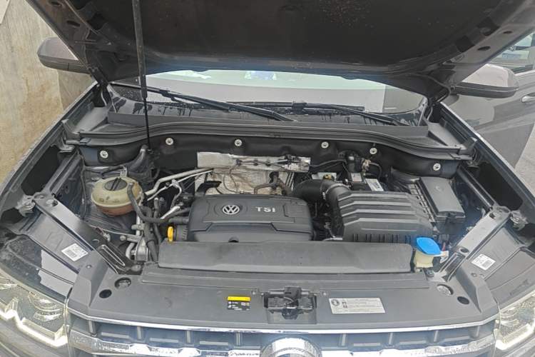 Used Volkswagen Teramont 2017 380TSI Four-Wheel Drive Flagship Edition Engine Bay
