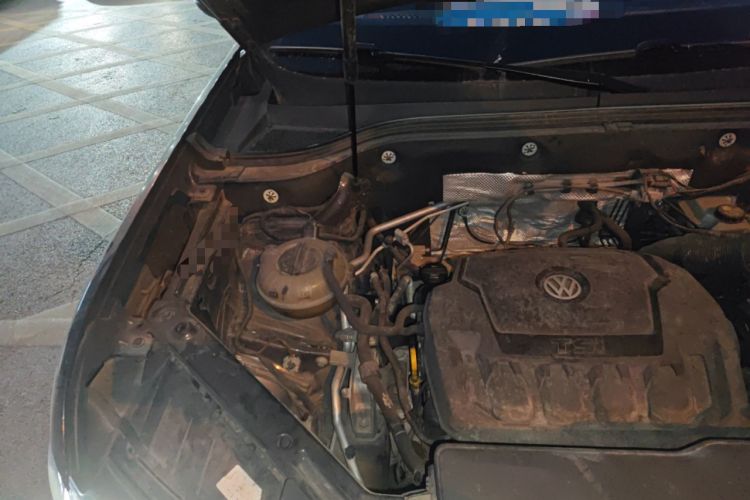 Used Volkswagen Teramont 2017 330TSI Two-Wheel-Drive Luxury Edition Engine Bay Right