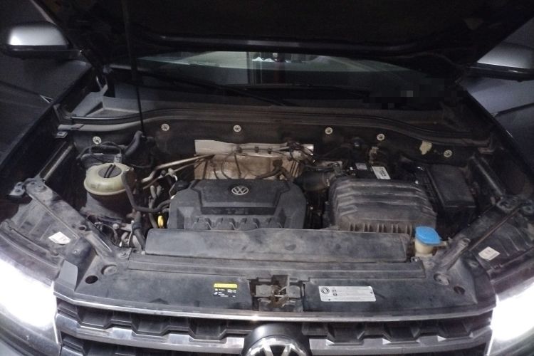 Used Volkswagen Teramont 2017 330TSI Two-Wheel-Drive Luxury Edition Engine Bay