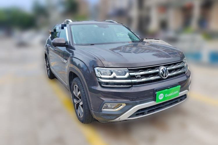 Used Volkswagen Teramont 2017 530 V6 Four-Wheel Drive Luxury Edition Front Right 45 Deg