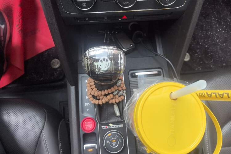 Used Volkswagen Teramont 2017 380TSI Four-Wheel Drive Flagship Edition Gear Lever