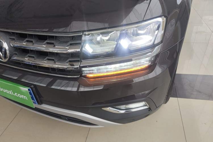 Used Volkswagen Teramont 2017 380TSI Four-Wheel Drive Luxury Edition Left Front Headlight