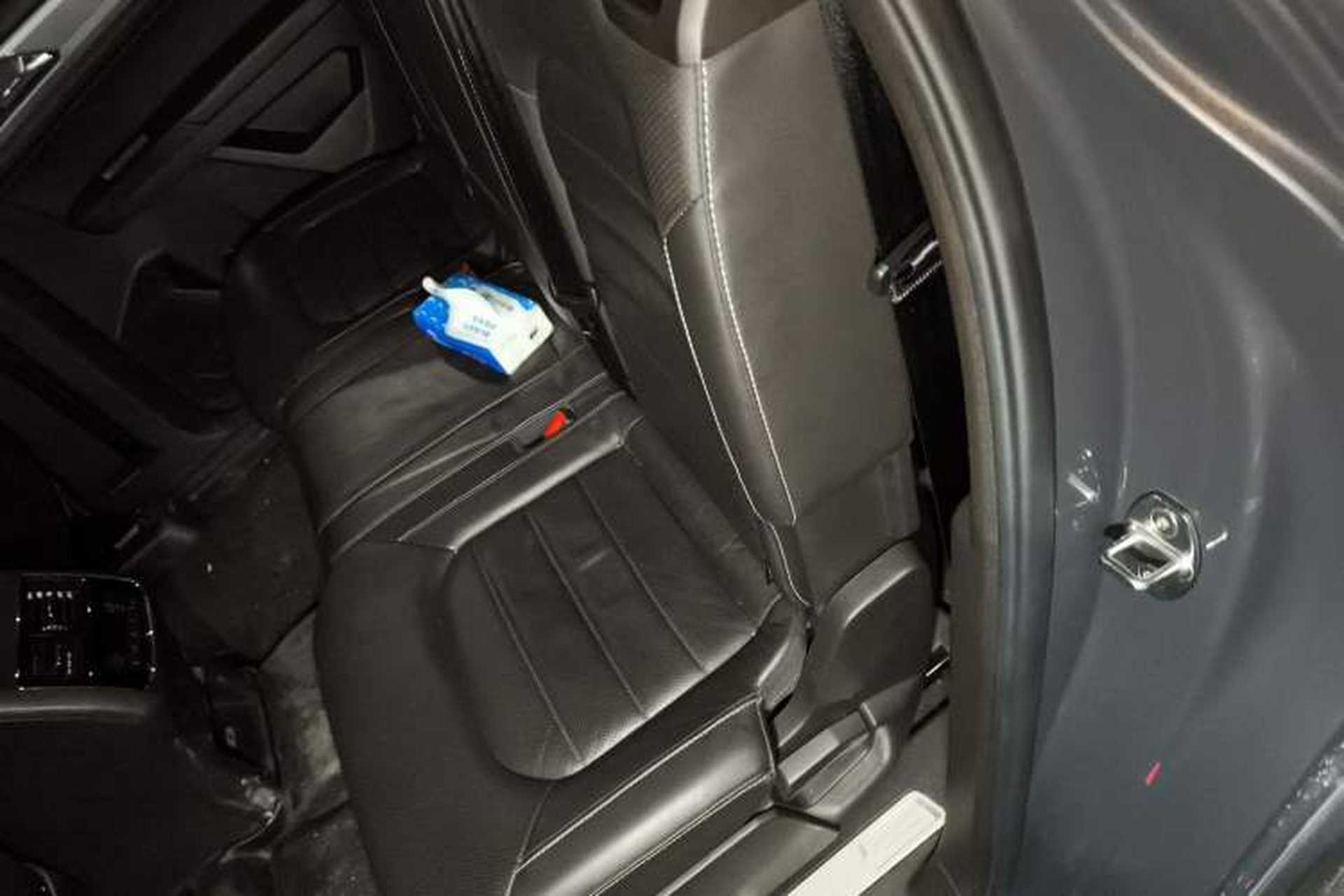 Used Volkswagen Teramont 2017 380TSI Four-Wheel Drive Luxury Edition Left Rear Seat