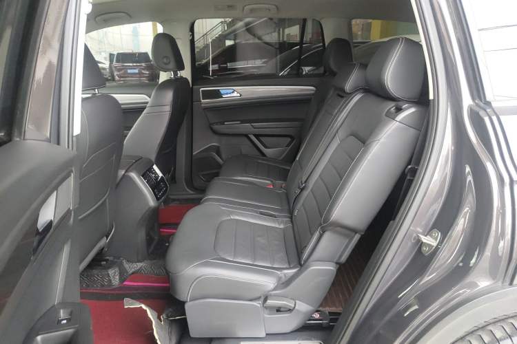 Used Volkswagen Teramont 2017 380TSI Four-Wheel Drive Luxury Edition Left Rear Seat