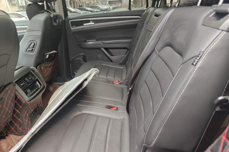 Used Volkswagen Teramont 2017 530 V6 Four-Wheel Drive Flagship Edition Left Rear Seat
