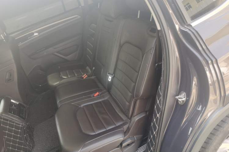 Used Volkswagen Teramont 2017 380TSI Four-Wheel Drive Flagship Edition Left Rear Seat