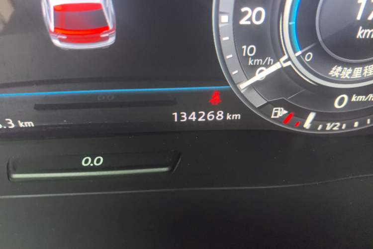 Used Volkswagen Teramont 2017 380TSI Four-Wheel Drive Flagship Edition Odometer Close Up