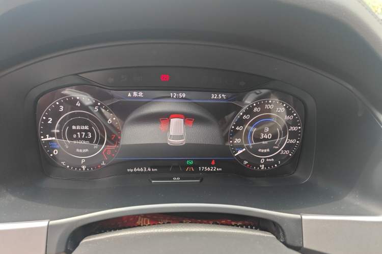 Used Volkswagen Teramont 2017 530 V6 Four-Wheel Drive Flagship Edition Odometer Close Up