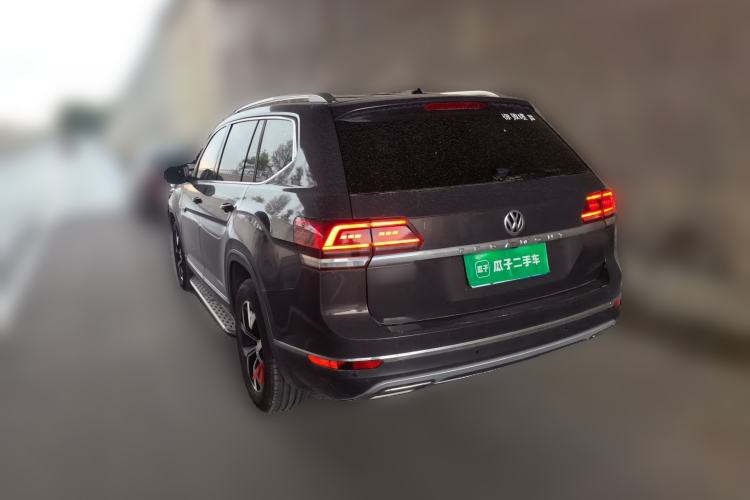 Used Volkswagen Teramont 2017 330TSI Two-Wheel-Drive Luxury Edition Rear Left 45 Deg