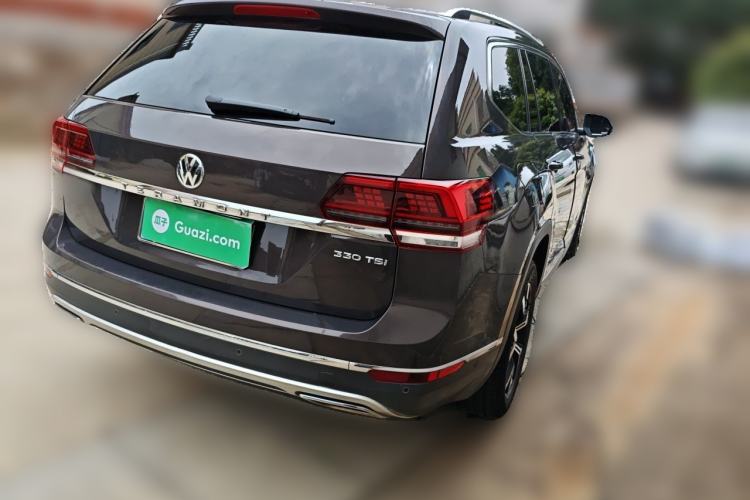 Used Volkswagen Teramont 2017 330TSI Two-Wheel-Drive Luxury Edition Rear Right 45 Deg