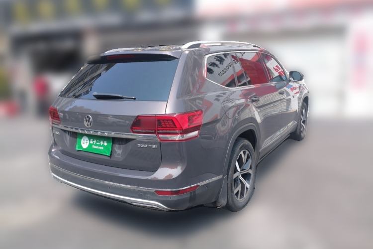 Used Volkswagen Teramont 2017 330TSI Two-Wheel-Drive Luxury Edition Rear Right 45 Deg