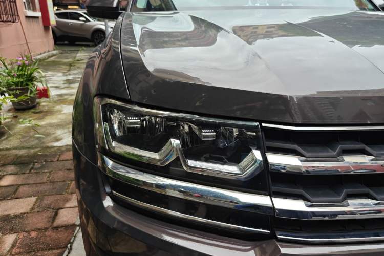 Used Volkswagen Teramont 2017 380TSI Four-Wheel Drive Luxury Edition Right Front Headlight
