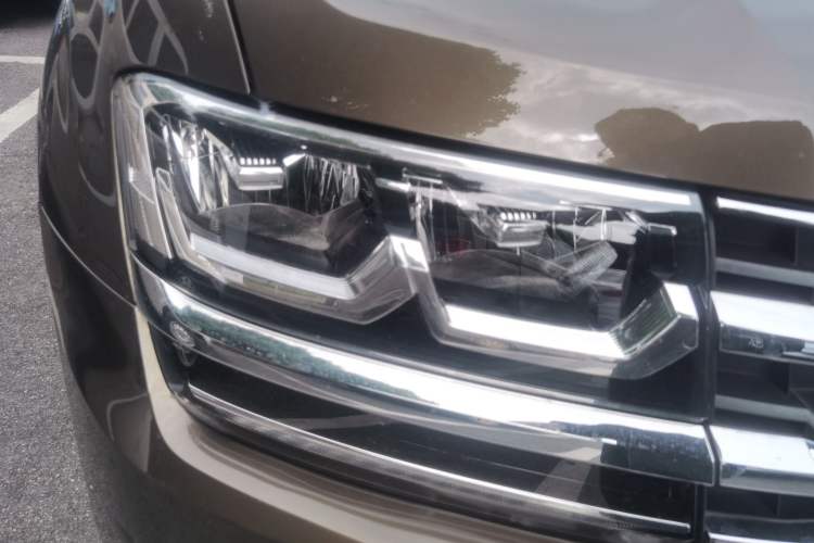 Used Volkswagen Teramont 2017 380TSI Four-Wheel Drive Luxury Edition Right Front Headlight