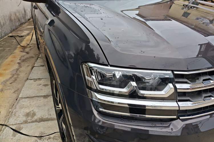 Used Volkswagen Teramont 2017 330TSI Two-Wheel-Drive Luxury Edition Right Front Headlight
