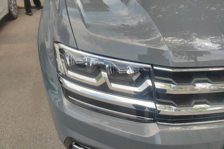 Used Volkswagen Teramont 2017 380TSI Four-Wheel Drive Luxury Edition Right Front Headlight
