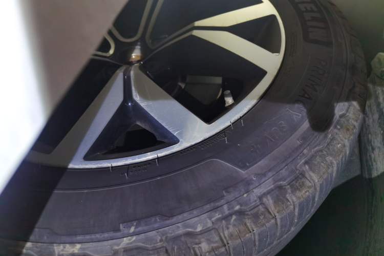 Used Volkswagen Teramont 2017 380TSI Four-Wheel Drive Luxury Edition Right Front Wheel Hub