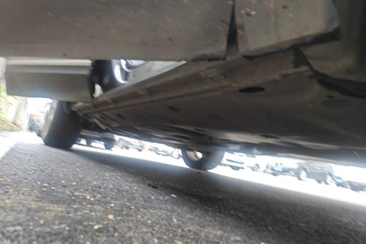 Used Volkswagen Teramont 2017 380TSI Four-Wheel Drive Flagship Edition Right Side Sill