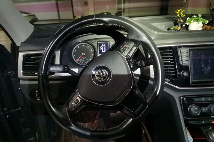 Used Volkswagen Teramont 2017 380TSI Four-Wheel Drive Luxury Edition Steering Wheel