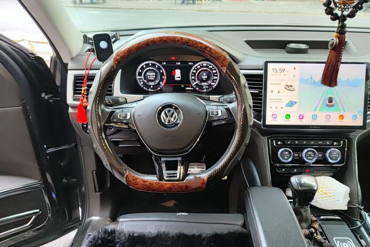Used Volkswagen Teramont 2017 380TSI Four-Wheel Drive Flagship Edition Steering Wheel