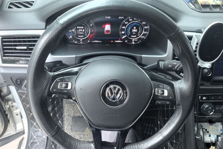 Used Volkswagen Teramont 2017 380TSI Four-Wheel Drive Flagship Edition Steering Wheel