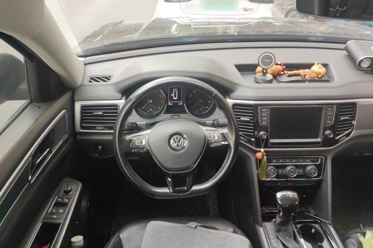 Used Volkswagen Teramont 2017 330TSI Two-Wheel-Drive Luxury Edition Steering Wheel