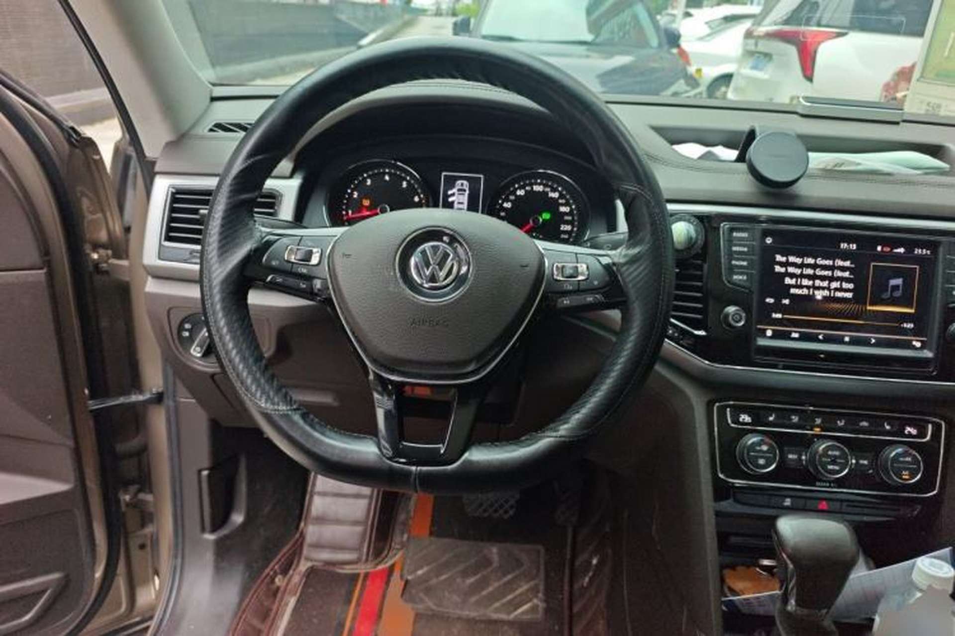 Used Volkswagen Teramont 2017 330TSI Two-Wheel-Drive Luxury Edition Steering Wheel