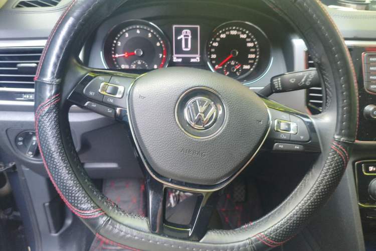 Used Volkswagen Teramont 2017 380TSI Four-Wheel Drive Luxury Edition Steering Wheel