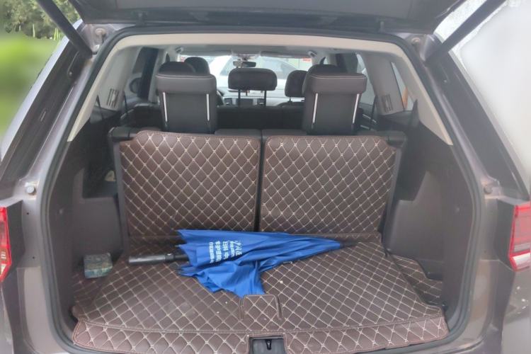 Used Volkswagen Teramont 2017 330TSI Two-Wheel-Drive Luxury Edition Trunk