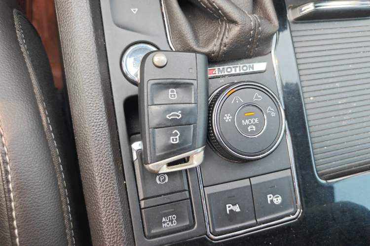 Used Volkswagen Teramont 2017 380TSI Four-Wheel Drive Luxury Edition Vehicle Key