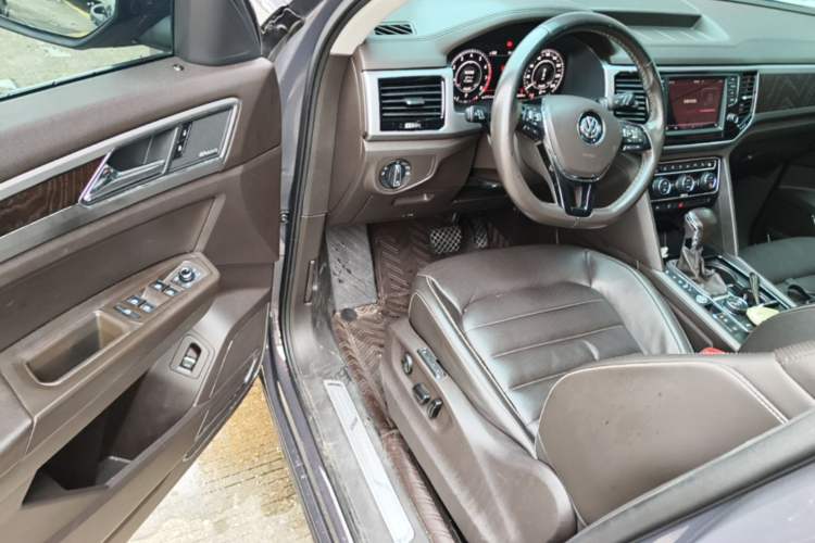 Used Volkswagen Teramont 2017 380TSI Four-Wheel Drive Flagship Edition Driver Seat