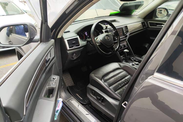 Used Volkswagen Teramont 2017 380TSI Four-Wheel Drive Luxury Edition Driver Seat