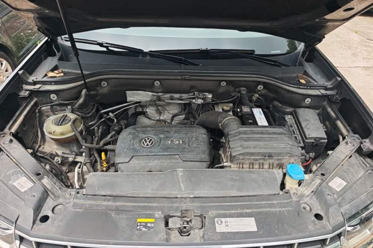 Used Volkswagen Teramont 2017 380TSI Four-Wheel Drive Flagship Edition Engine Bay