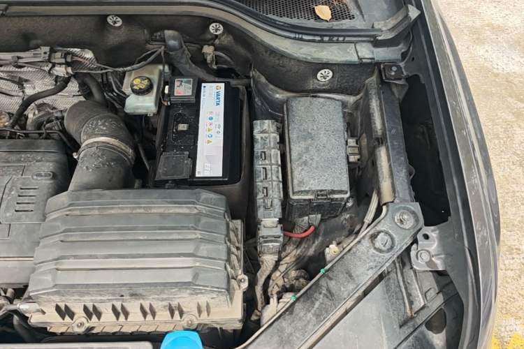 Used Volkswagen Teramont 2017 380TSI Four-Wheel Drive Flagship Edition Engine Bay Left