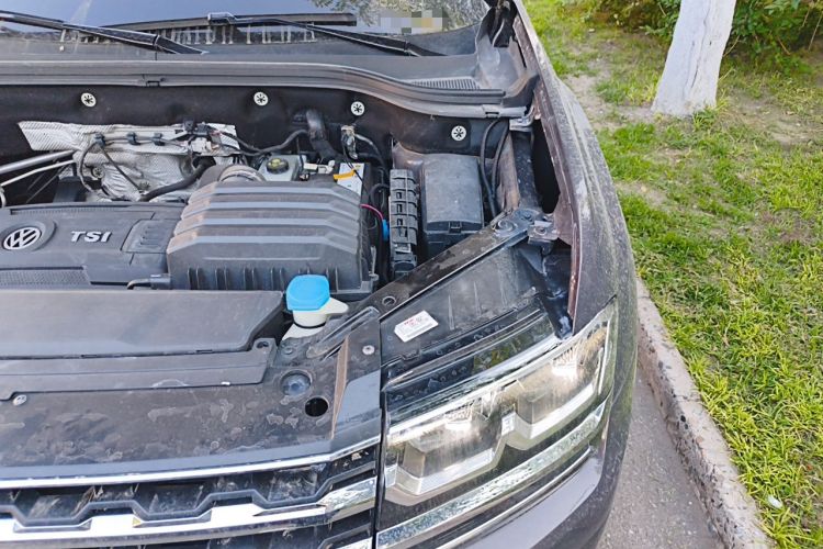 Used Volkswagen Teramont 2017 380TSI Four-Wheel Drive Luxury Edition Engine Bay Left