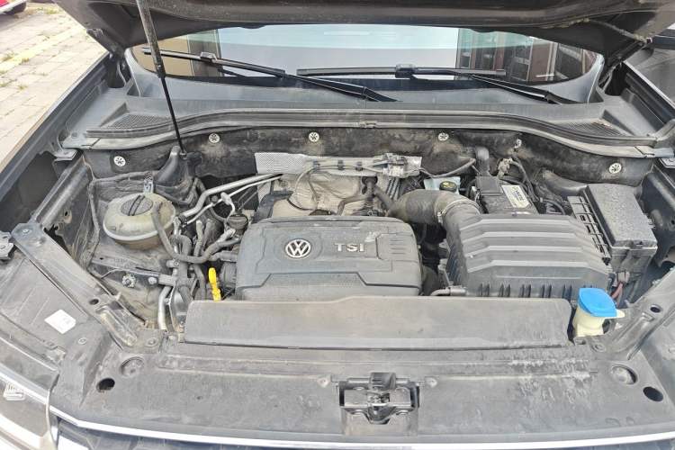Used Volkswagen Teramont 2017 380TSI Four-Wheel Drive Luxury Edition Engine Bay