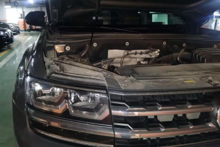 Used Volkswagen Teramont 2017 380TSI Four-Wheel Drive Luxury Edition Engine Bay Right