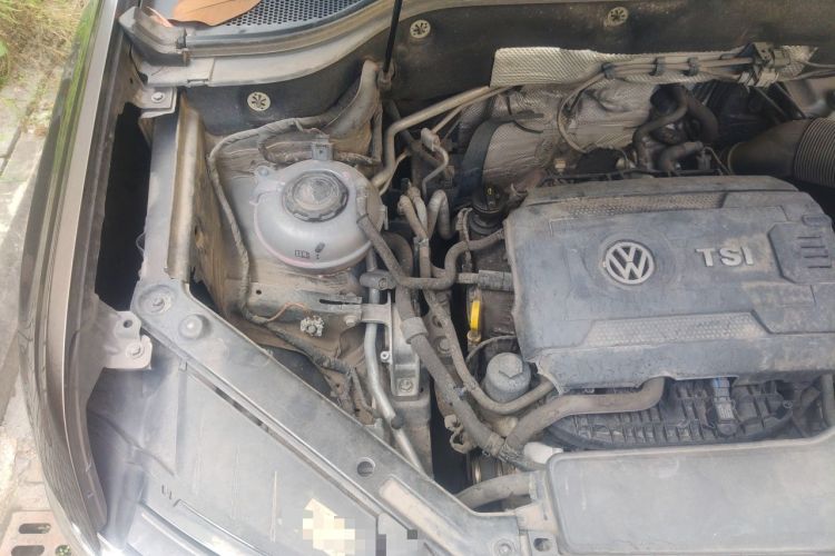 Used Volkswagen Teramont 2017 380TSI Four-Wheel Drive Luxury Edition Engine Bay Right