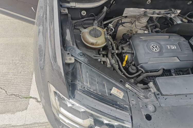 Used Volkswagen Teramont 2017 380TSI Four-Wheel Drive Luxury Edition Engine Bay Right
