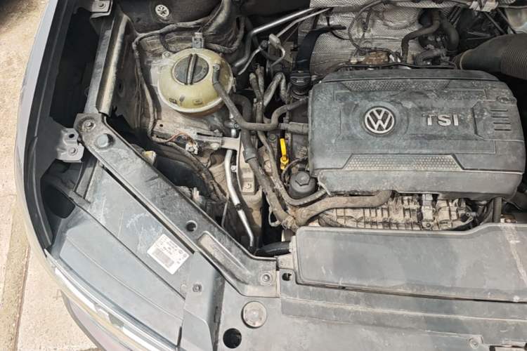 Used Volkswagen Teramont 2017 380TSI Four-Wheel Drive Flagship Edition Engine Bay Right