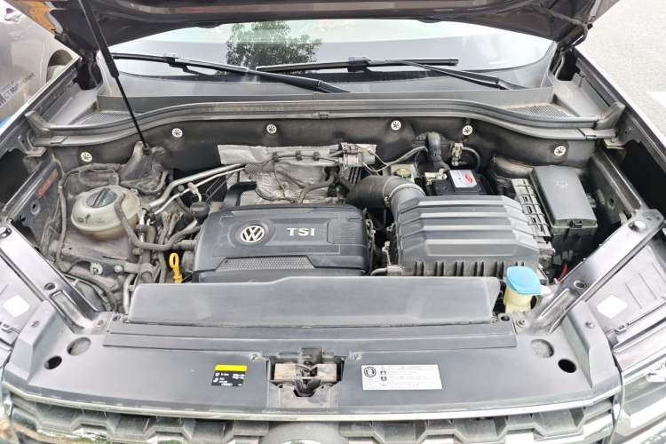 Used Volkswagen Teramont 2017 380TSI Four-Wheel Drive Luxury Edition Engine Bay