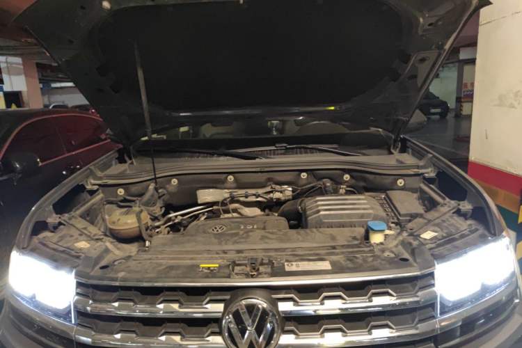 Used Volkswagen Teramont 2017 380TSI Four-Wheel Drive Luxury Edition Engine Bay