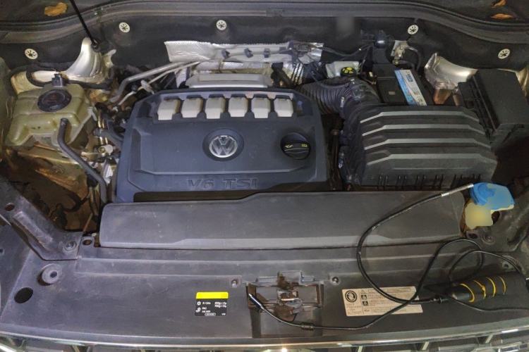 Used Volkswagen Teramont 2017 530 V6 Four-Wheel Drive Flagship Edition Engine Bay
